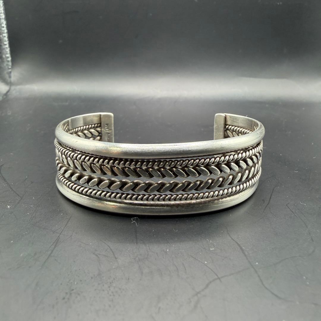 9351様【NAVAJO】Tahe シルバーバングル 編み込みデザイン