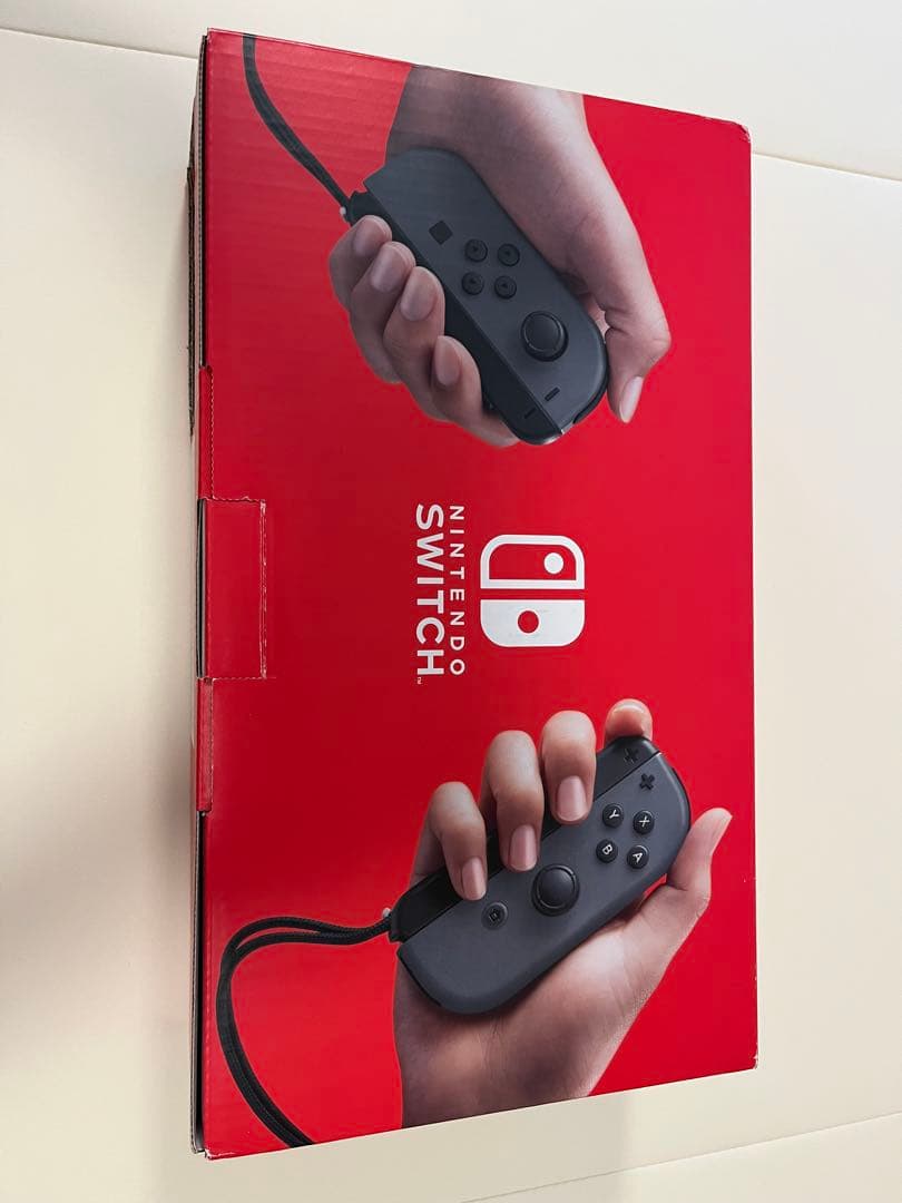 Nintendo Switch ブラック 本体 + ジョイコン