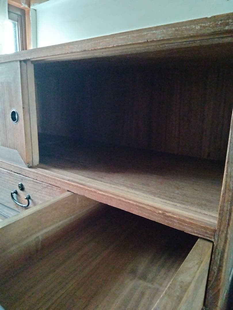 昭和元年　桐箪笥　レトロ　アンティーク　引き出し複数