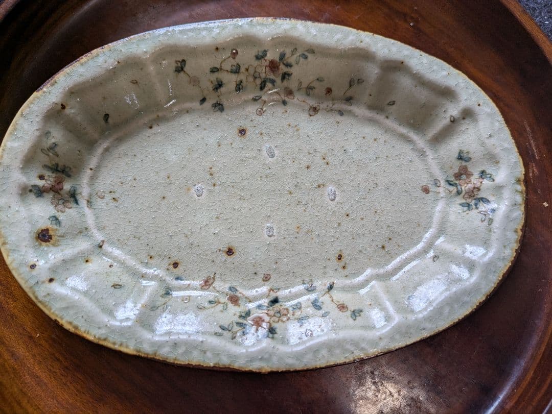 市野吉記　さん　コウホ窯　花柄陶器皿 楕円形　22cm×15cm