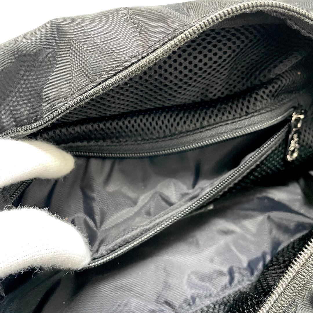 極美品⭐️マークアンドロナ カートバッグ ポーチ スカルプレート カモフラ 黒