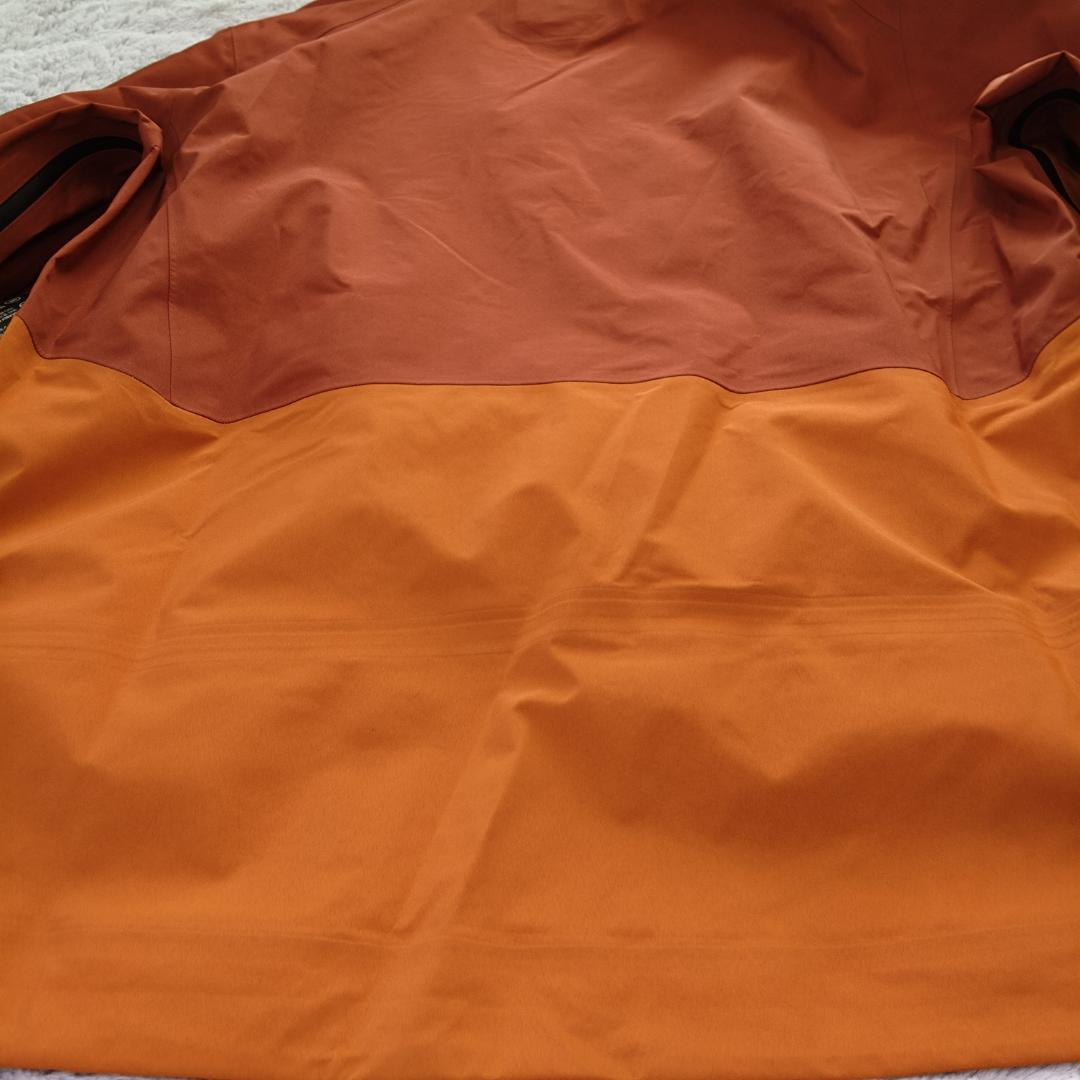 パタゴニアpatagonia スキーウェア　L　ゴアテックス アントラックド