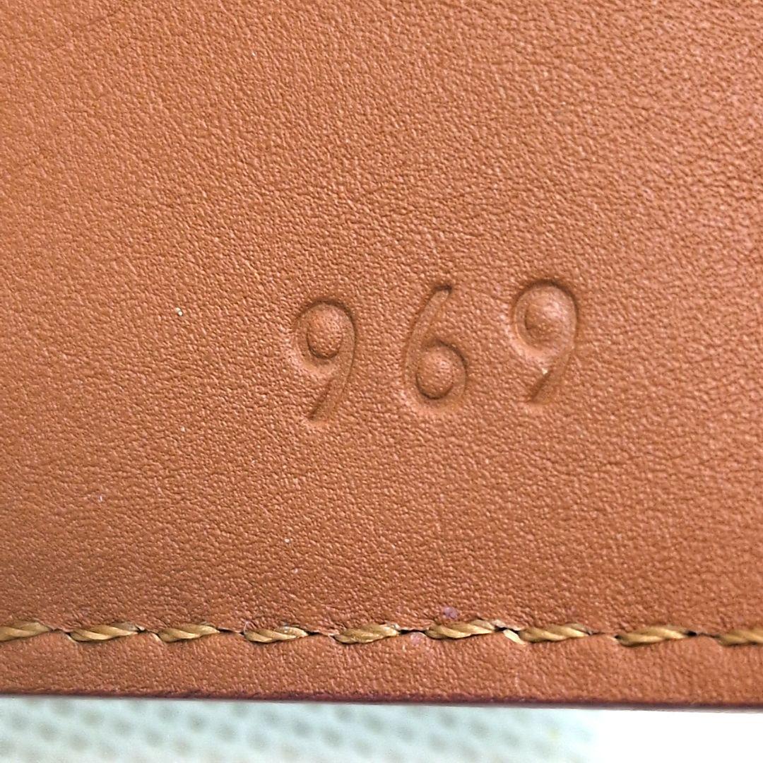 【未使用級】フェリージ　三つ折り財布　クロコ型押し　コンパクトウォレット　黒