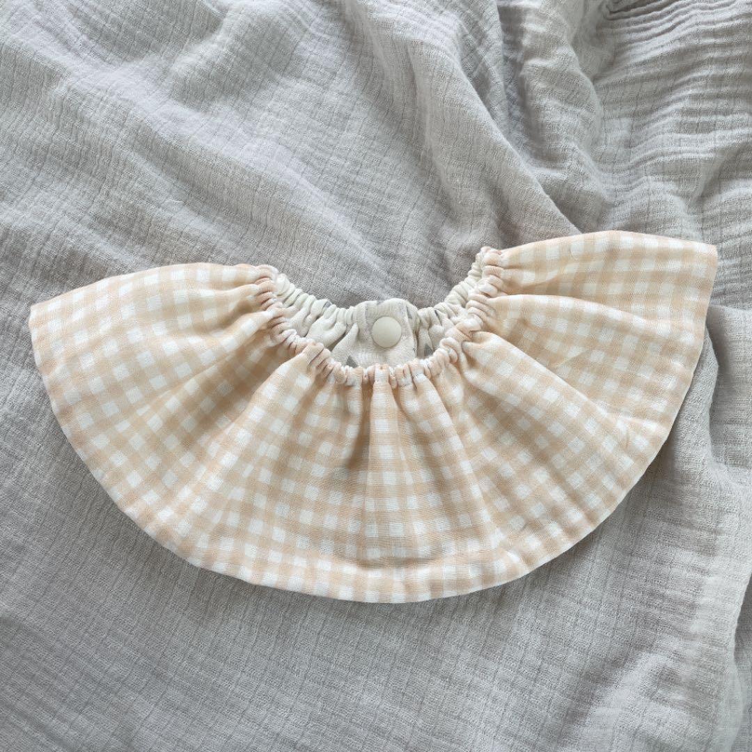 ★カフェオレギンガムチェック×三角ホワイト★ ハンドメイド　リバーシブル　スタイ