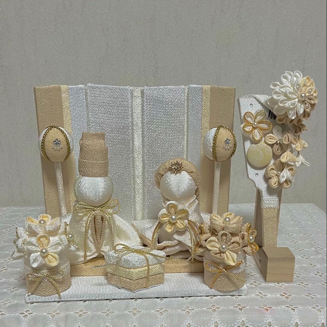 ひな人形　雛飾り　桃の節句　定番カラー　羽子板Sサイズ