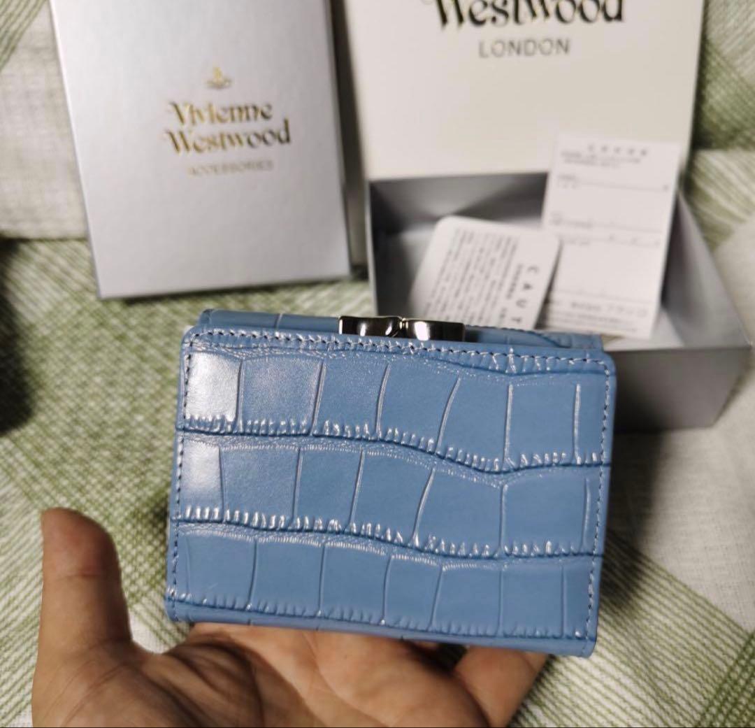 Vivienne Westwood 水色 三つ折り財布