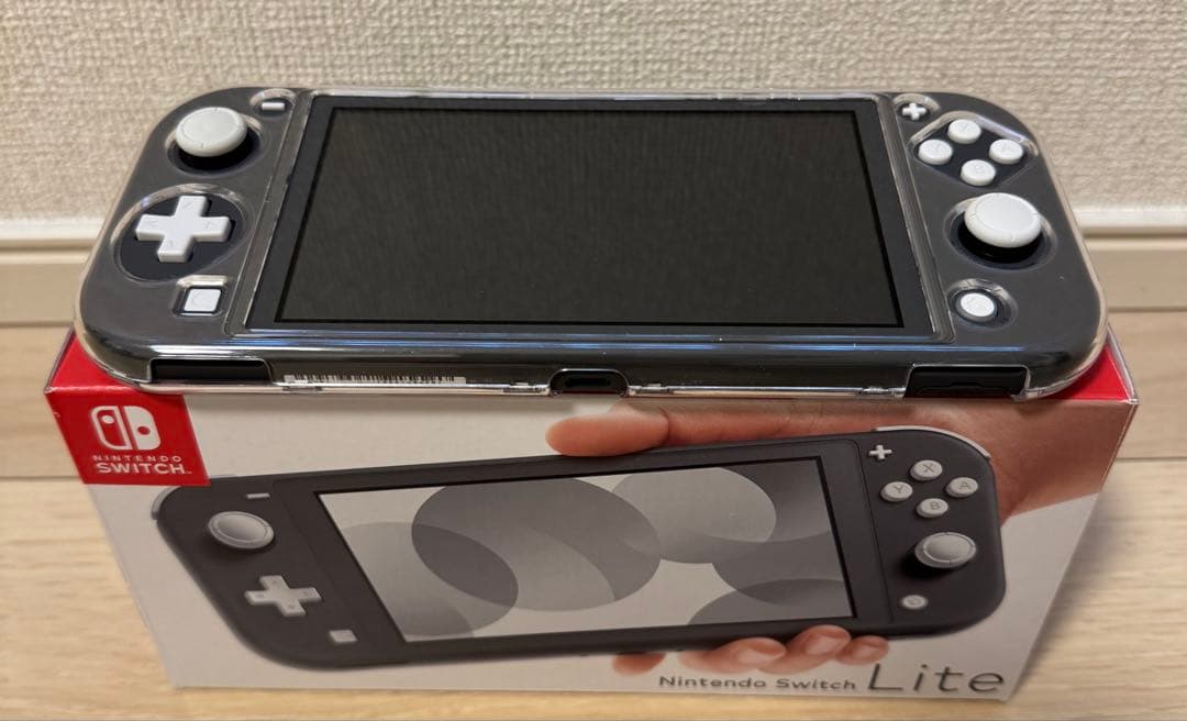 Nintendo Switch Lite グレー 本体　カバー付き