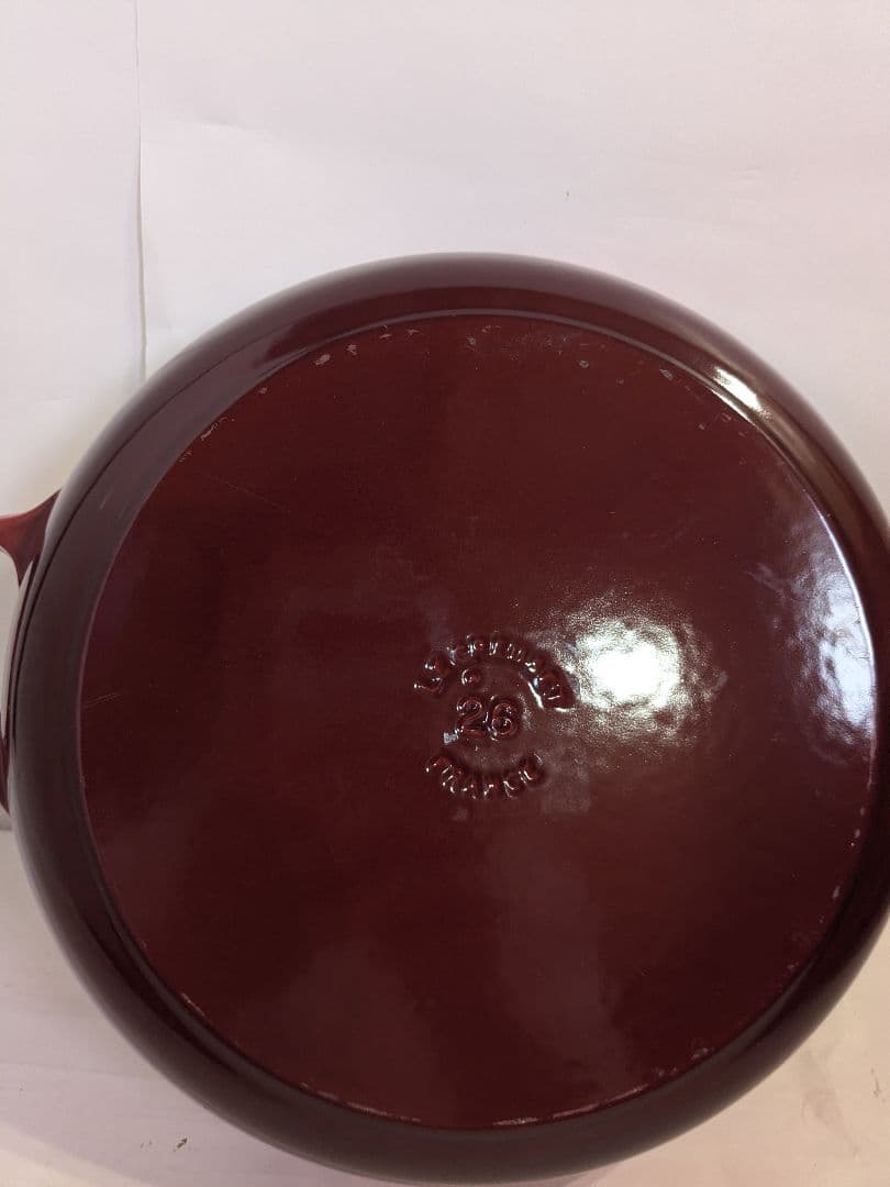 ル・クルーゼ　キャセロール　チェリーレッド　26cm