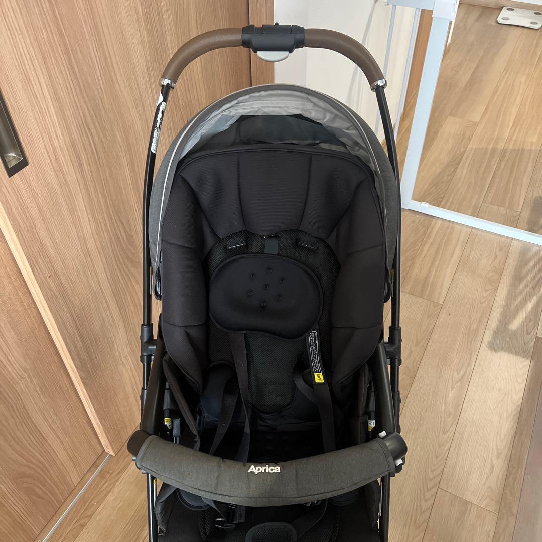 アップリカ　ベビーカー　ラクーナクッションAB
