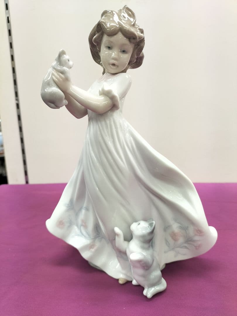 リヤドロ　陶器人形「可愛いい子猫」スペインNo6941 インテリア　絶版品