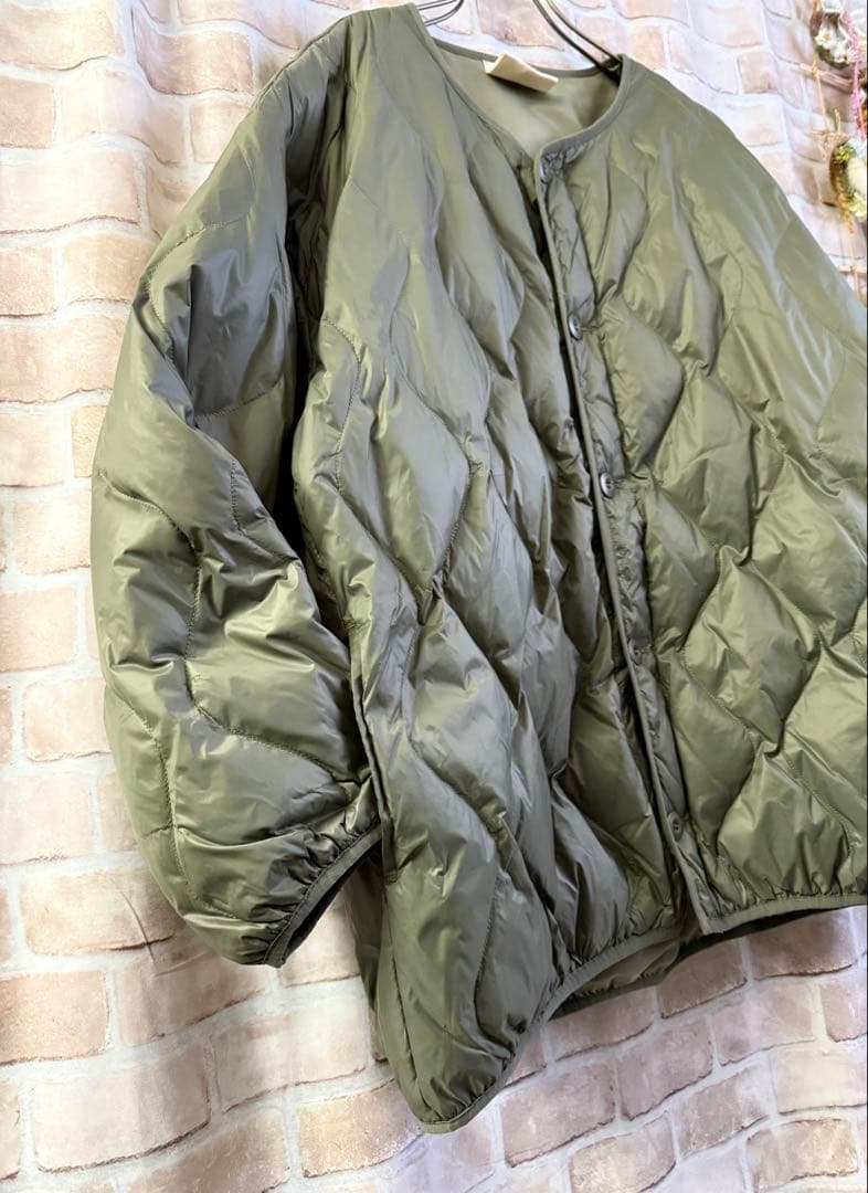 ドラッグストアーズ★ダウンノーカラーキルティングコート★カーキ