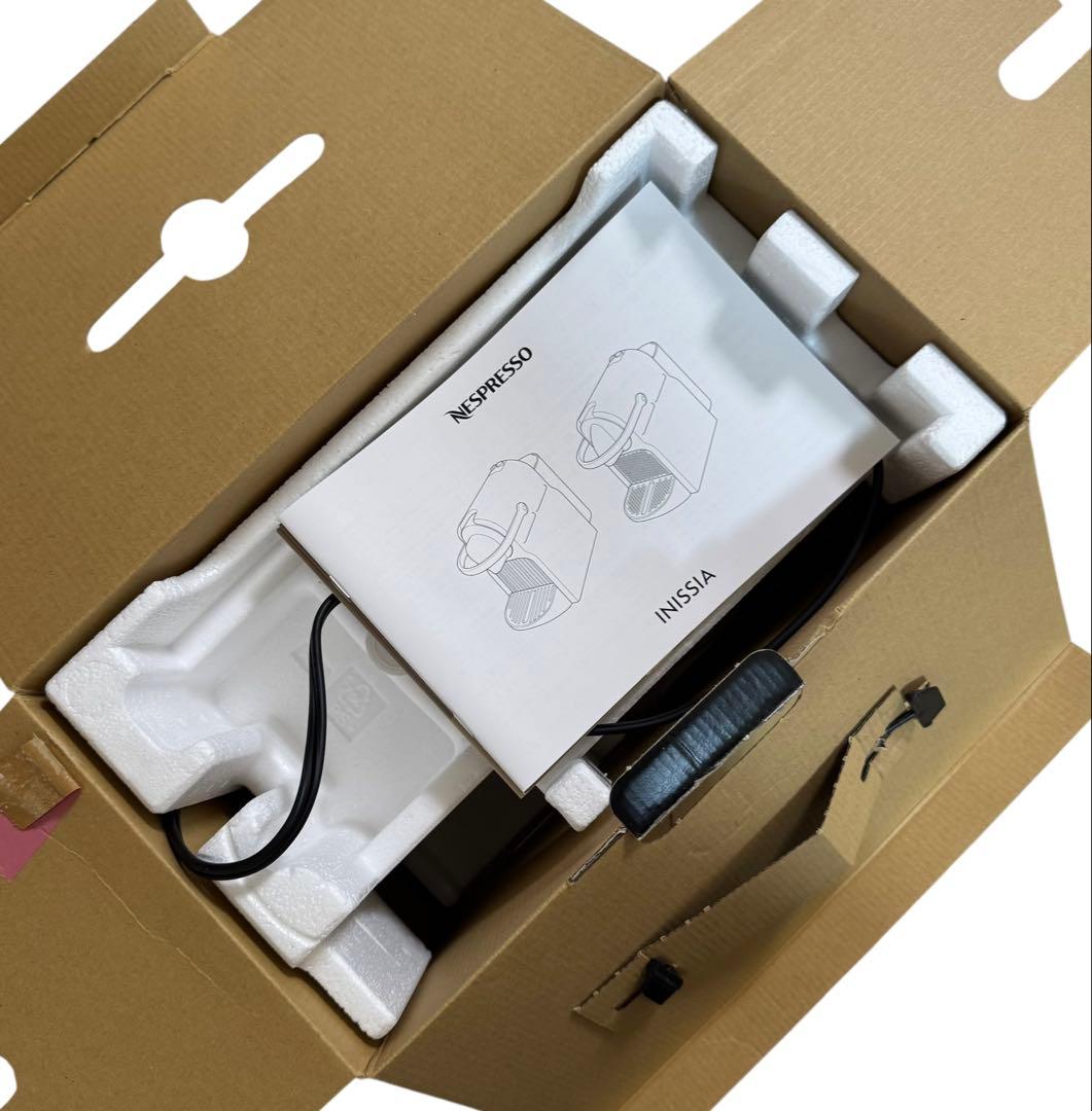 23年製 ネスプレッソ イニッシア ルビーレッド INISSIA C40RE