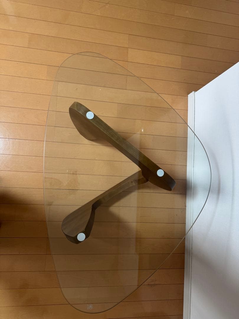 （美品）ガラステーブル　トライアングル型