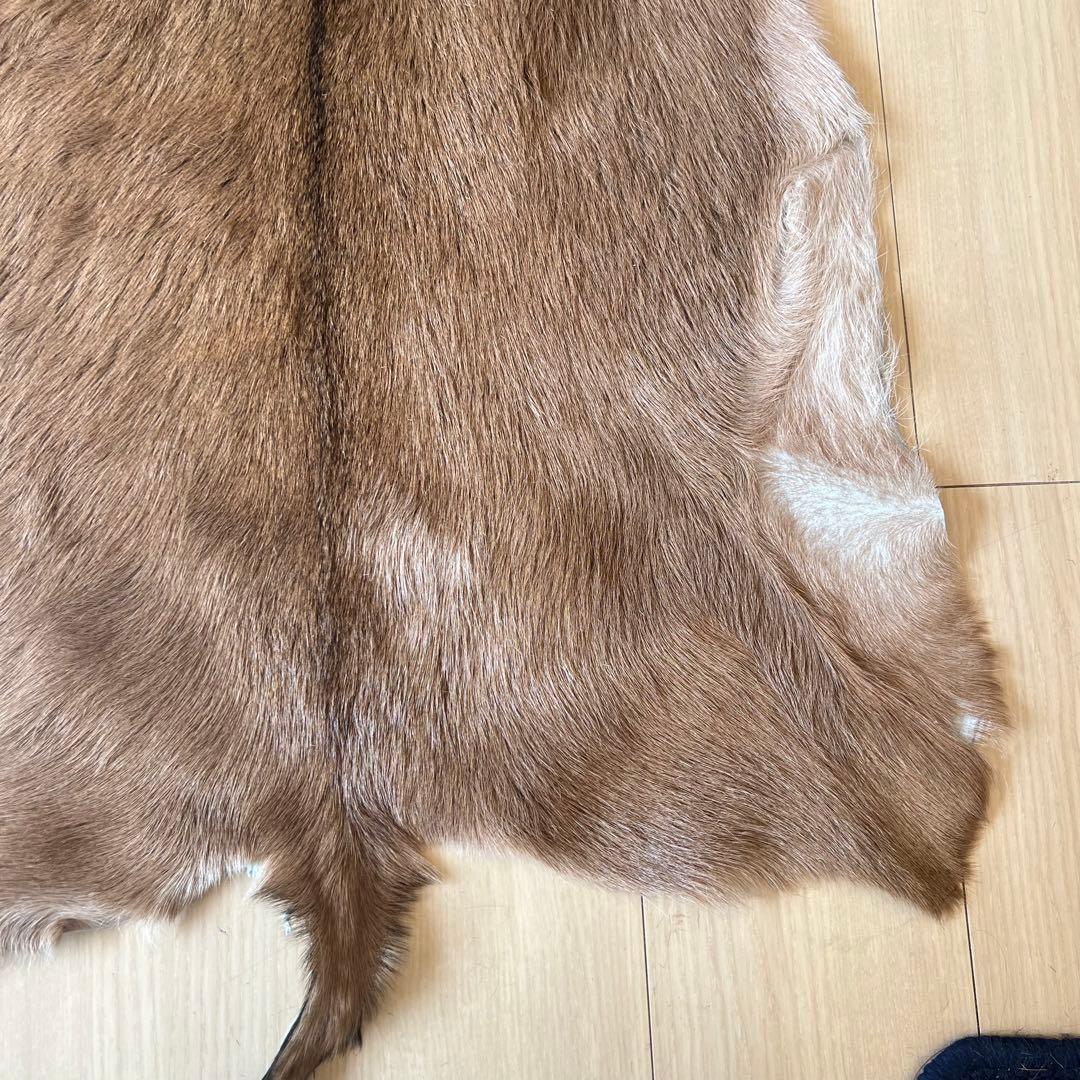 天然山羊毛皮 ヤギ皮 カーペット マット 本革 96*66cm