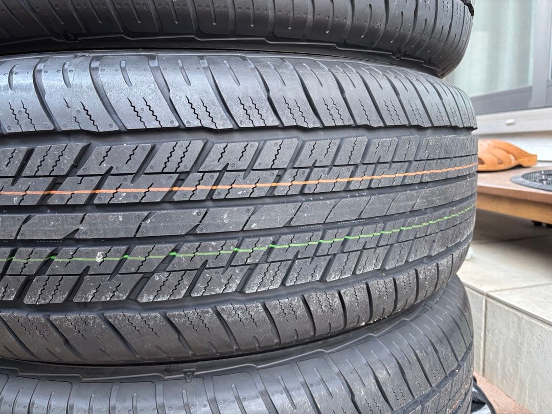 ランクル250新車外しDUNLOP GRANDTREK 265/65R18 4本