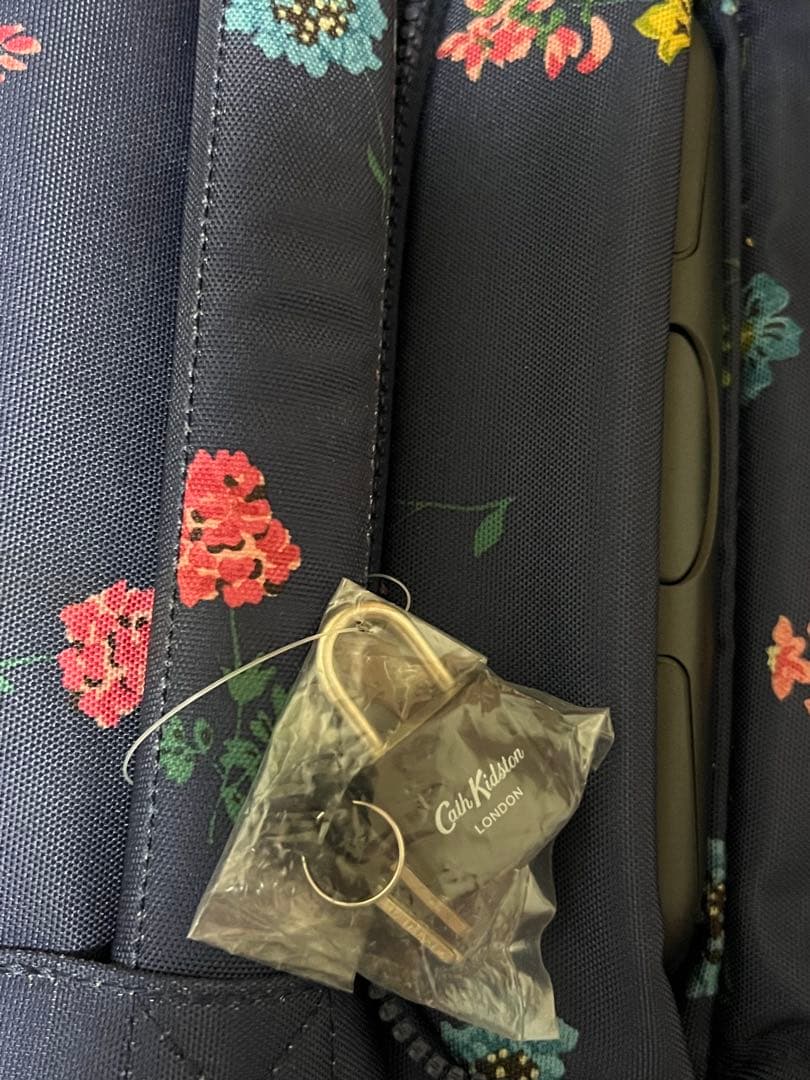 Cath Kidston キャスキッドソン　花柄スーツケース　布　キャリーケース