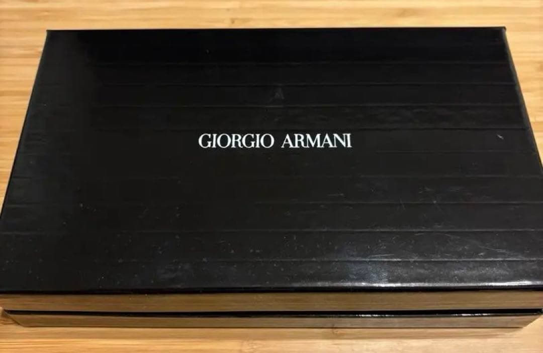 【箱付き】Giorgio Armani ブラック 長財布　ジョルジオアルマーニ