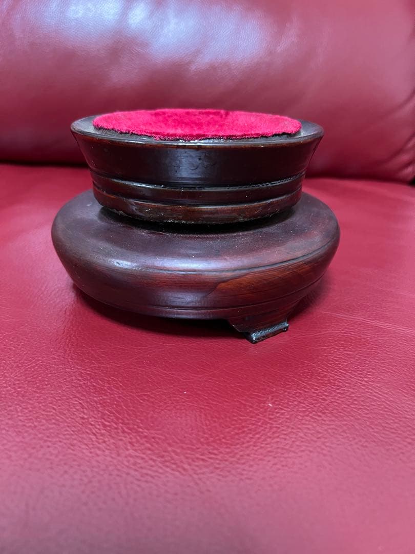 ヒマラヤ水晶　特大　レインボー有り　丸玉　パワーストーン　台座付き