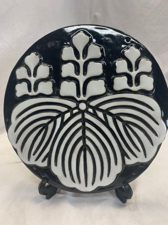 五七桐　焼物　家紋