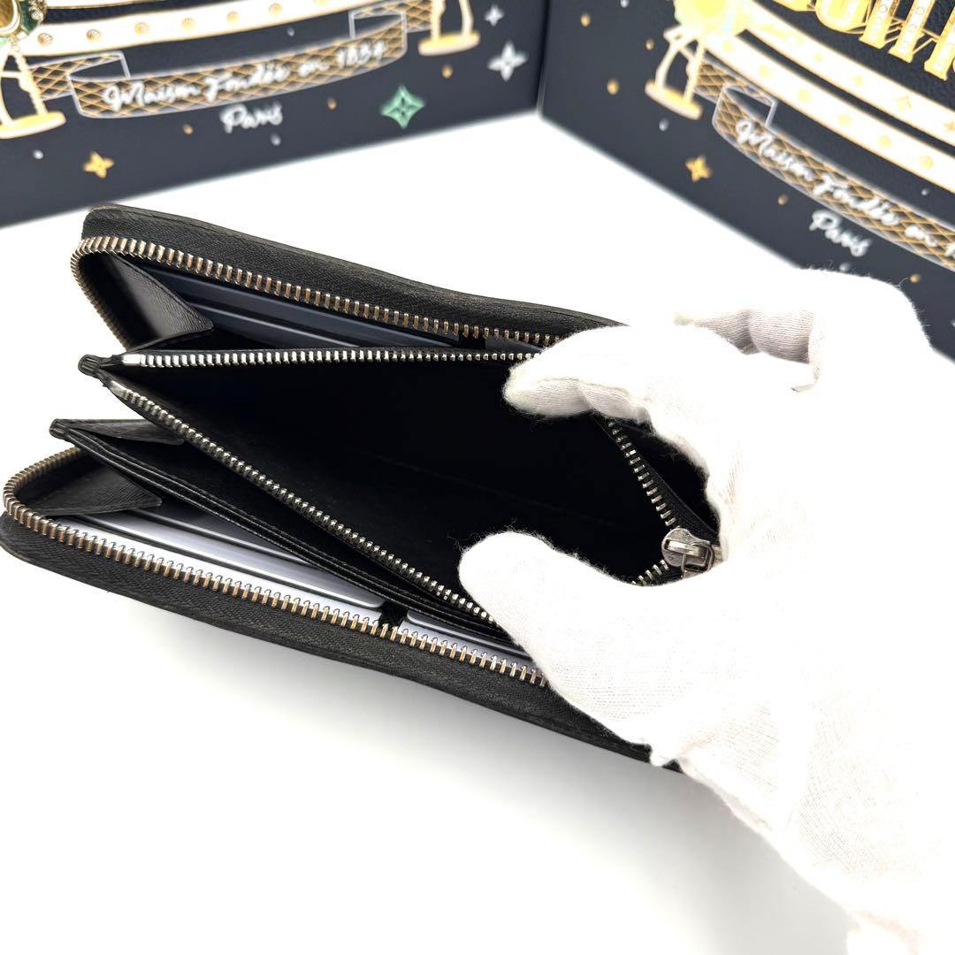 ルイヴィトン ジッピーウォレット エピ ノワール ラウンドファスナー 長財布 黒