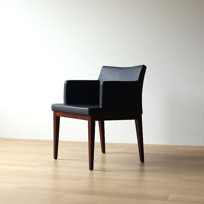 QUON アームチェア ラウンジチェア 肘付イス 木製②