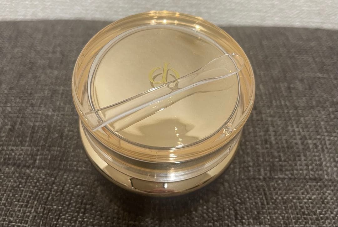 クレドポーボーテ　クレームアンタンシヴＲ（ニュイ）