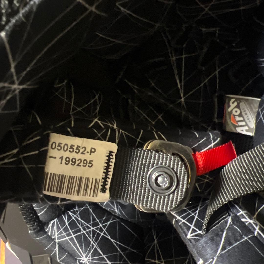 Airoh フルフェイスヘルメット 赤/白/黒