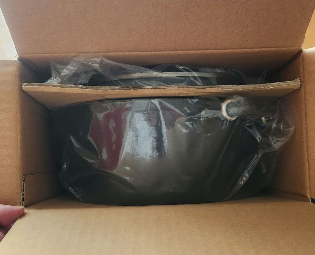 UNIFLAMEダッチオーブン10inch SUPER DEEP、網、スタンド付