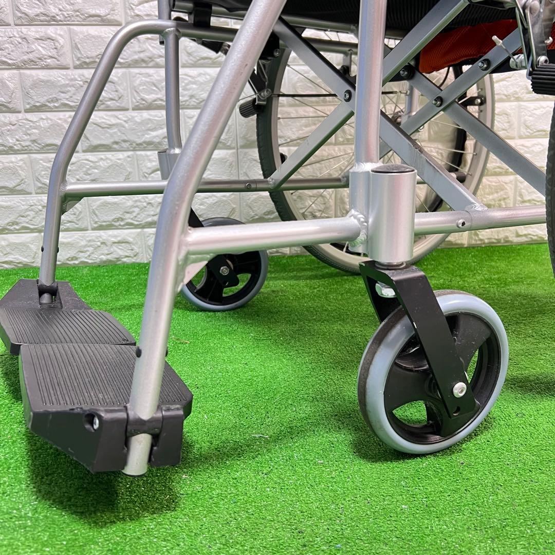 超美品　Care-Tec Japan車椅子 ケアテックジャパン車椅子