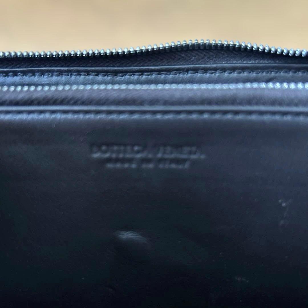 BOTTEGA VENETA長財布 ラウンドファスナーブラックホワイト
