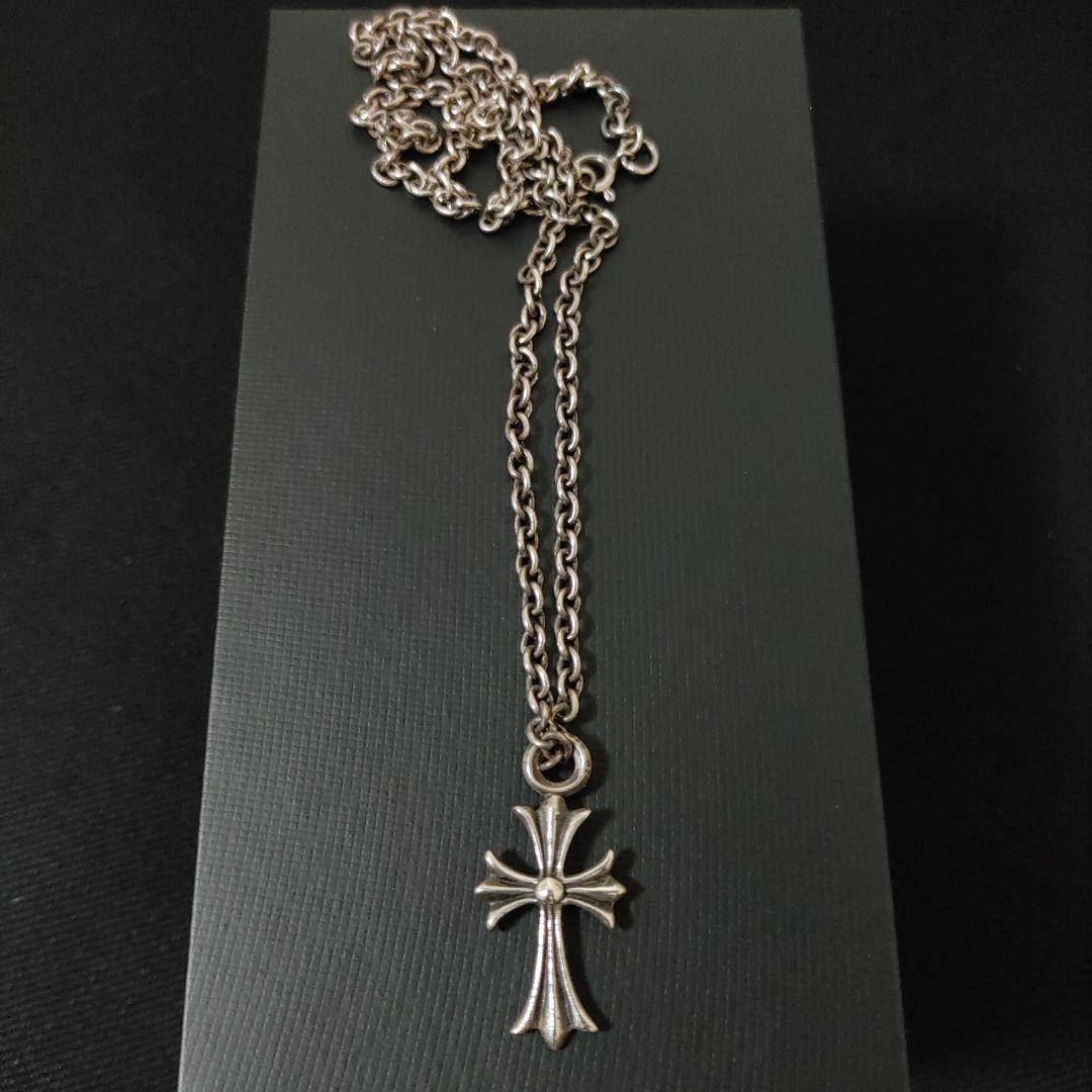 CHROME HEARTS クロムハーツ タイニーCH クロスチャーム