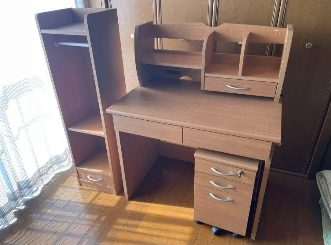 ニトリ　勉強机　引き取り限定　本庄市　学習机