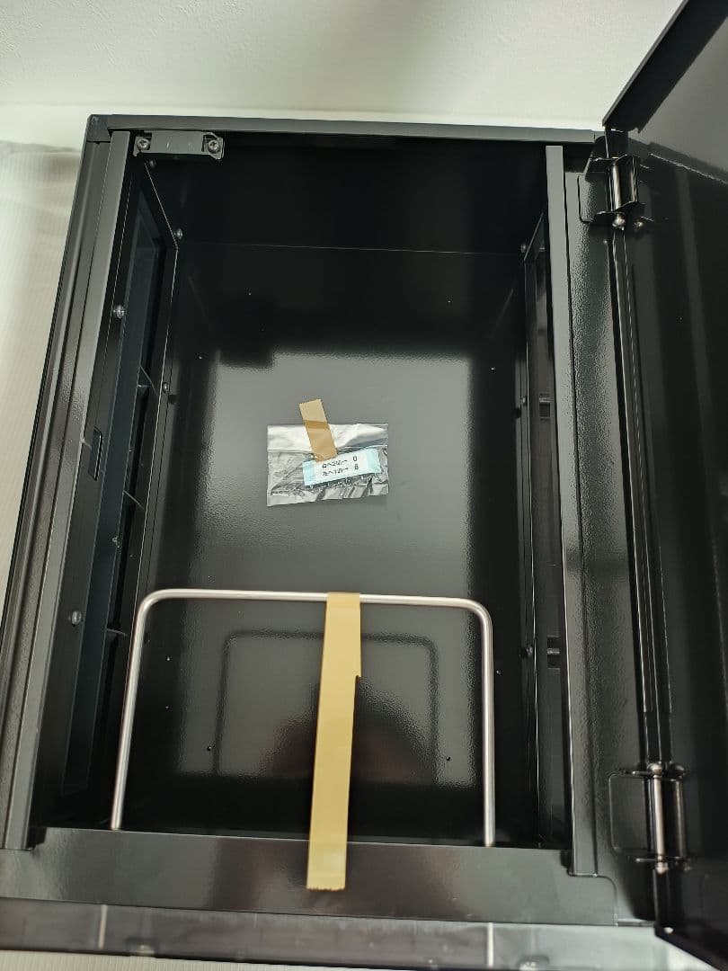 【送料無料】LIXIL　アクシィ横型ポスト8KKA41　BK