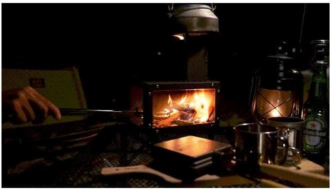 オシャレな「薪ストーブ」