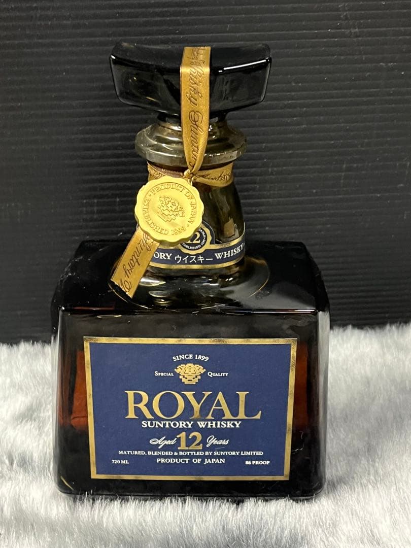 メタボカッパ！SUNTORY サントリー ウイスキー ローヤル 12年