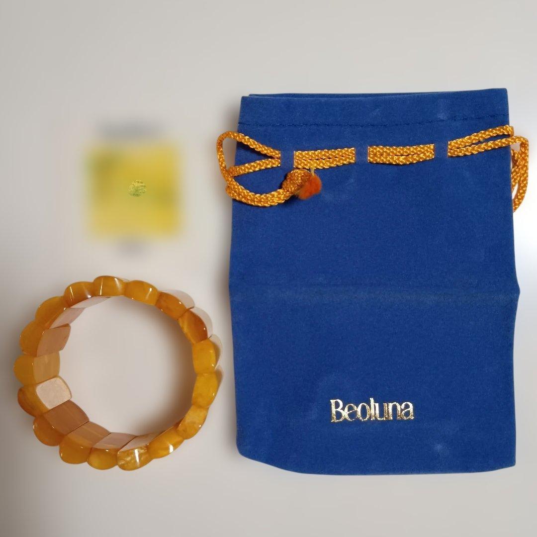 琥珀製ブレスレット