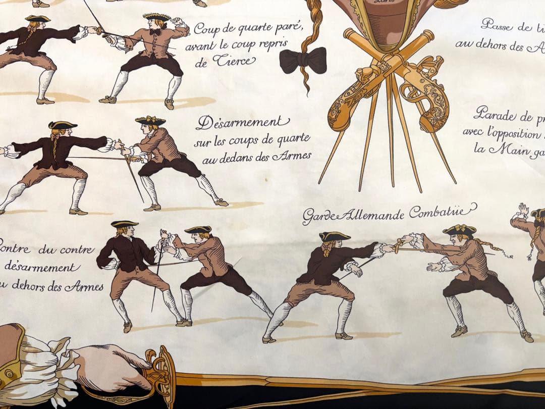 【HERMÈS】スカーフ カレ90 フェンシング柄