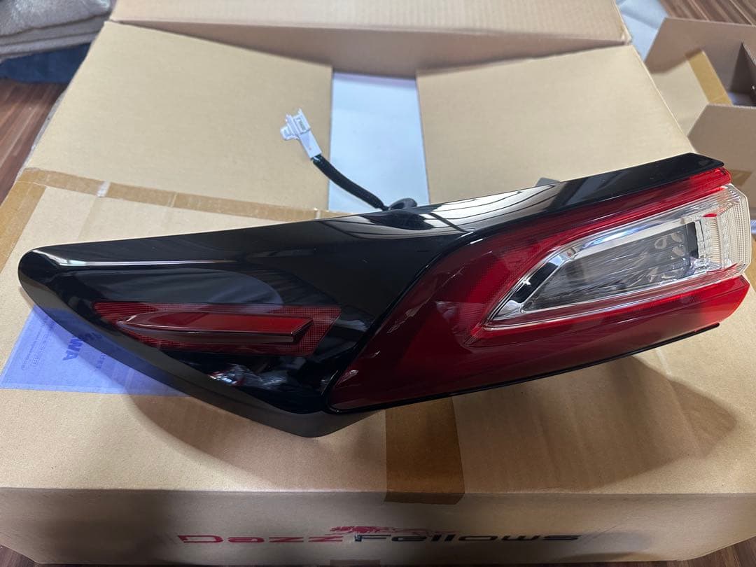 60 ハリアー 後期 純正テールランプ、ドアミラーウィンカー 美品