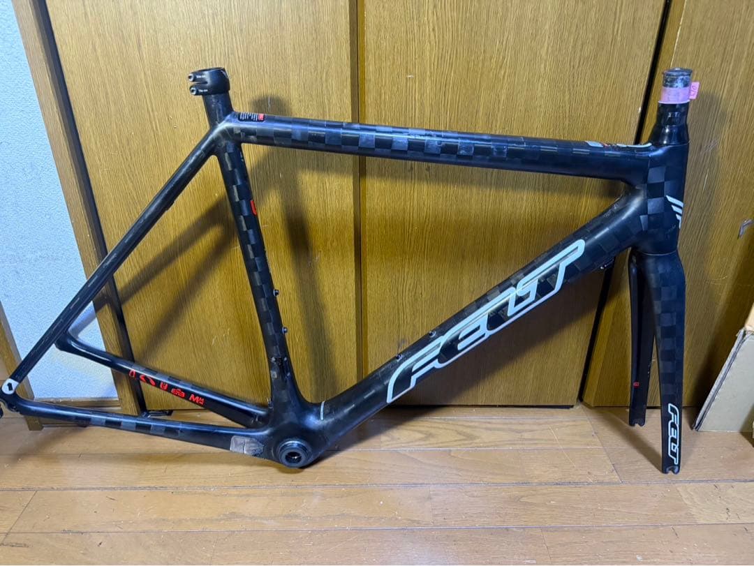 FELT F1 フルカーボン　ロードバイクフレーム