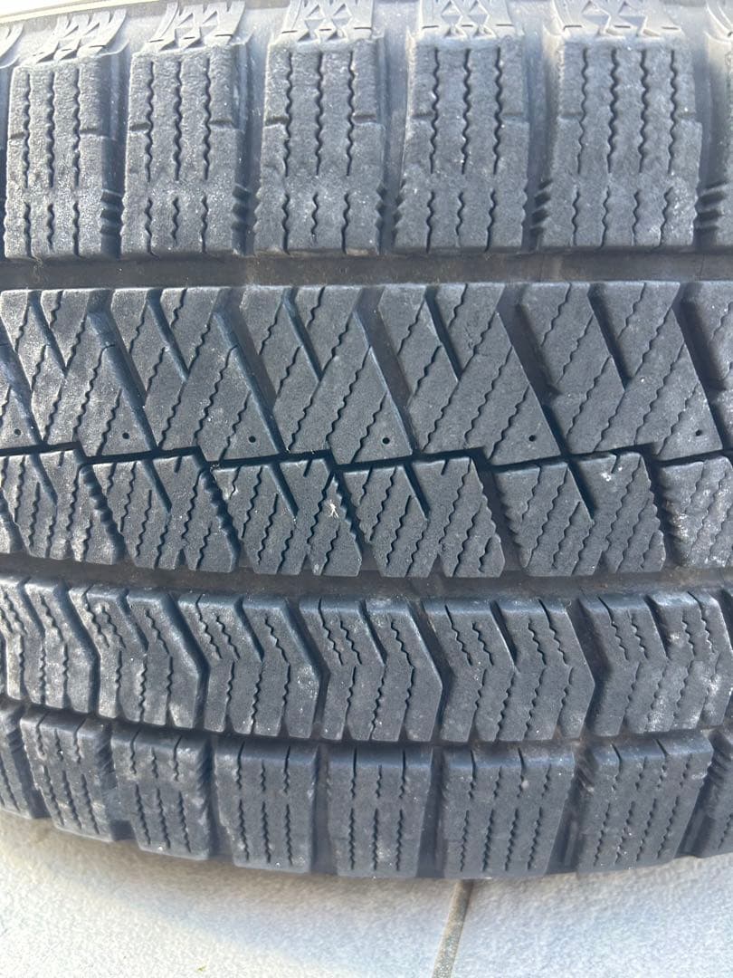 スタッドレスタイヤ　ホイール　4本セット