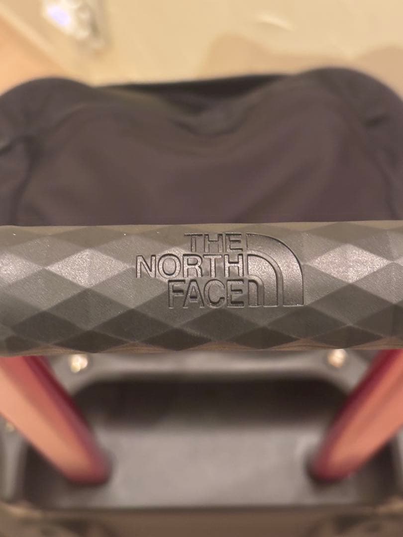 THE NORTH FACE キャリーケース ローリングサンダー　保管傷程度