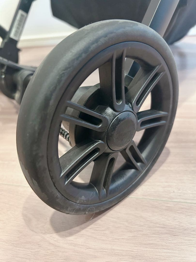 [美品]Inglesina Quid2 イングリッシーナ クイッド2