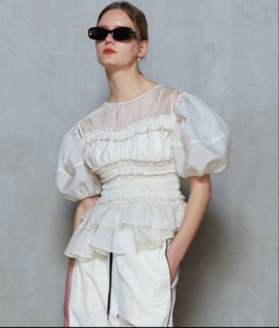 MAISONSPECIAL パフスリーブブラウス