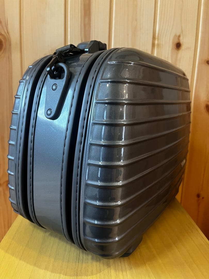 リモワ RIMOWA サルサ デラックス ビューティーケース13L グレー