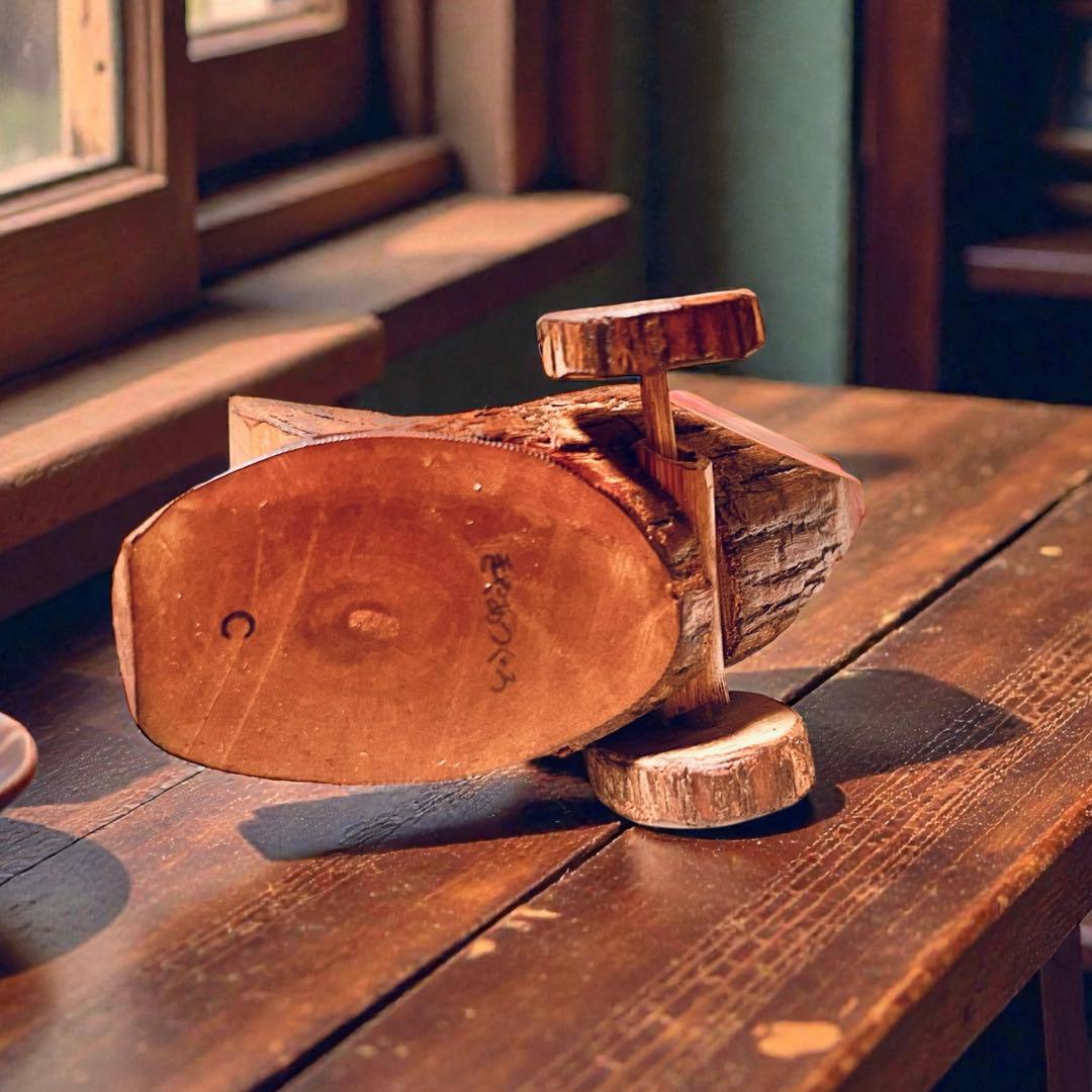 佐賀県廃絶郷土玩具 杵島山（きしまやま）一刀彫り・きゃつぐろC・新里真紗生 民藝