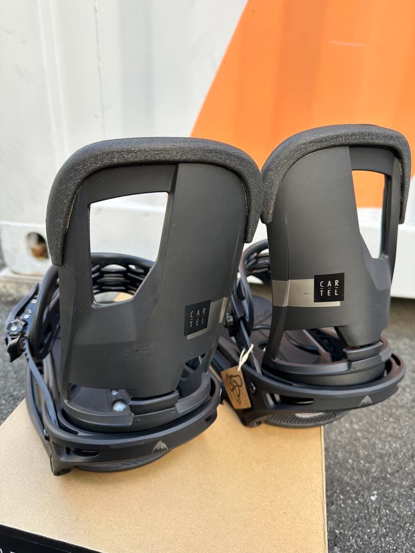 バートンBurton カーテルバインディング　サイズM新品未使用