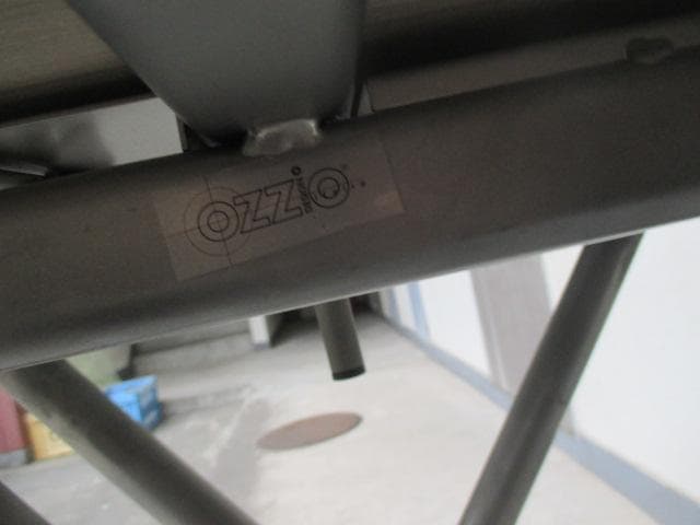 N*8様 OZZIO ITALIA 昇降伸長式テーブル、リフティングテーブル、オ