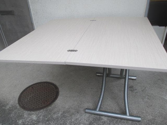 N*8様 OZZIO ITALIA 昇降伸長式テーブル、リフティングテーブル、オ