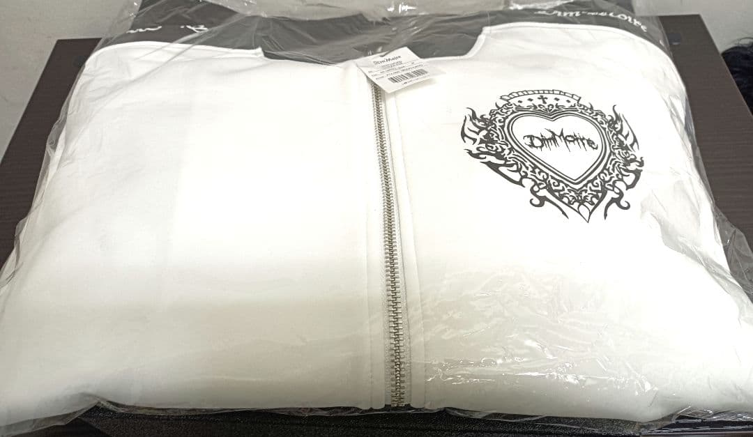 【秒売❢】　ディムモアール様新作白、Mサイズ上のみ♡