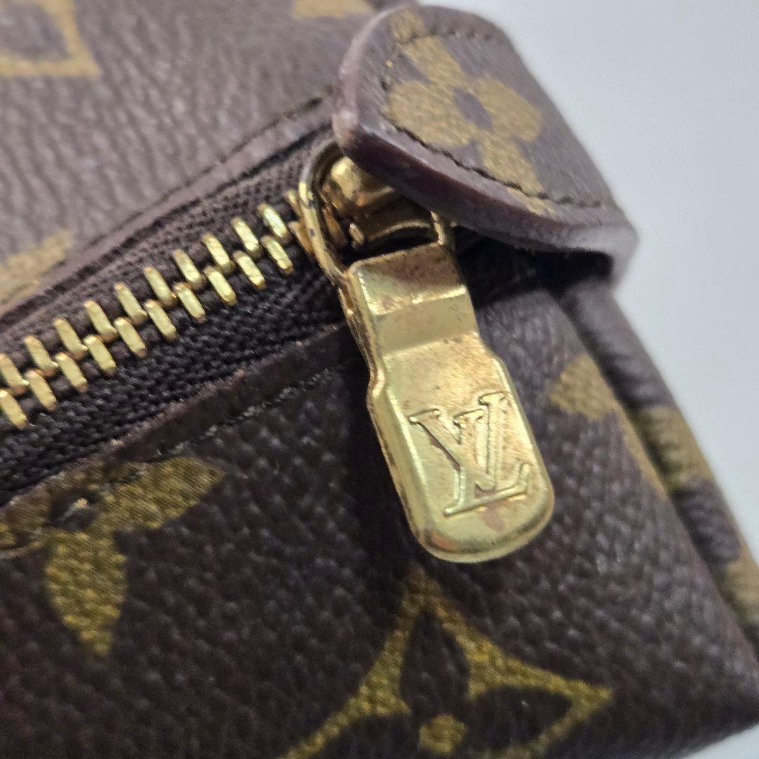 美品 LOUIS VUITTON モノグラム トゥルース ドゥミロンド ポーチ